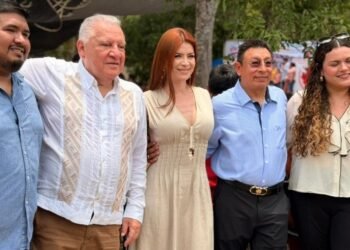 Leona Vicario recibe a Rafael Marín Mollinedo en jornada centrada en la niñez