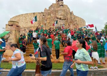 Bajo el aguacero y con el corazón en verde: Mérida celebra el triunfo de la selección