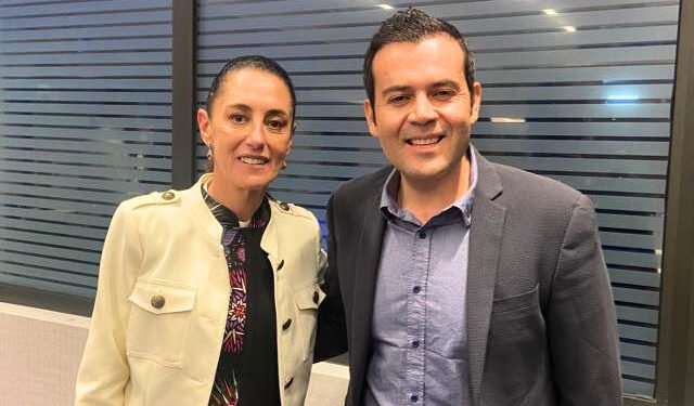 Ulises Mejía Haro solicita licencia y entra a la contienda interna de Morena en Zacatecas