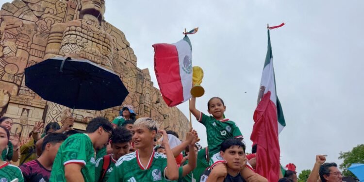Bajo el aguacero y con el corazón en verde: Mérida celebra el triunfo de la selección