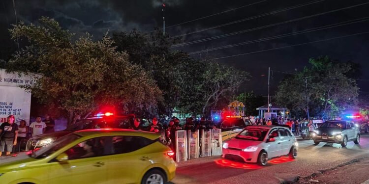 Discusión en tianguis desata tensión en Kanasín; vecinos apedrean una vivienda