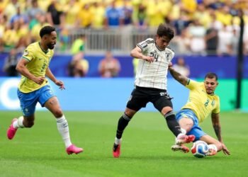 Brasil avanza con sufrimiento: Japón cae con la frente en alto