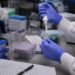 No es ciencia ficción: una vacuna diseñada por Inteligencia Artificial ya fue probada en humanos
