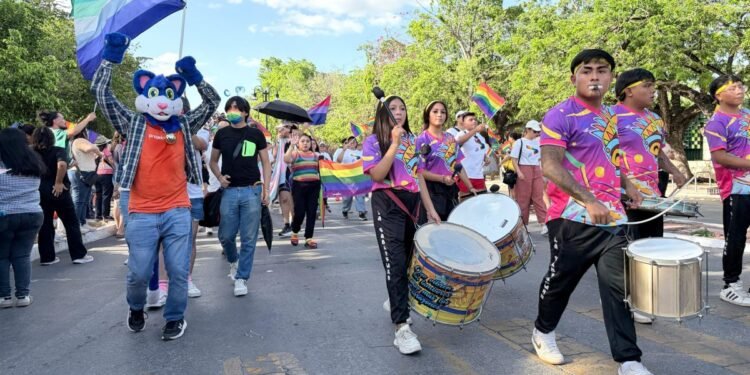 Las calles no fueron suficientes: una marea de orgullo reunió a más de 20 mil personas