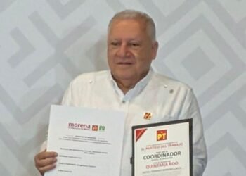 Rafael Marín da el primer paso rumbo a 2027 con su registro en Morena