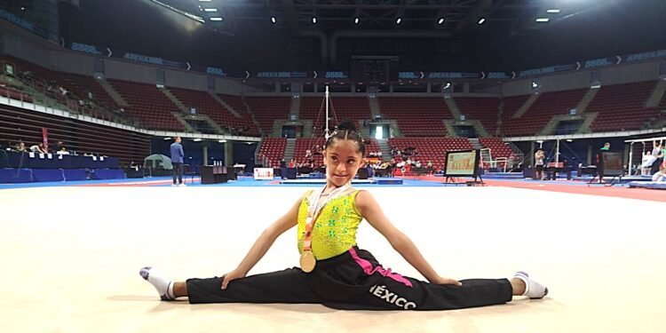 Veracruzana Karime Zoé López se corona campeona mundial de gimnasia rítmica para atletas con Síndrome de Down