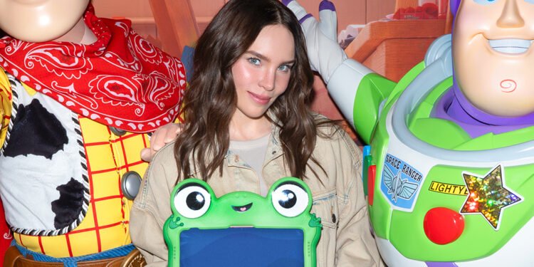 ¡Es oficial! Belinda aterriza en Toy Story 5 y promete robarse la película