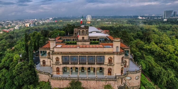 ¿Te imaginas rentar el Castillo de Chapultepec? Esto desembolsó la FIFA