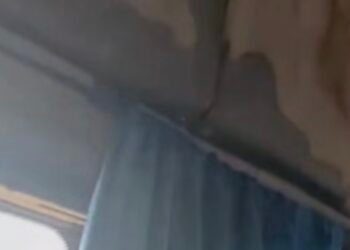 “Todo incluido”: pasajeros reciben ducha gratis durante el trayecto