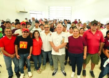 Rafa Marín reúne a militantes de Morena y PT en Bonfil con mensaje de unidad