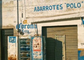 Los apagones afectan a tiendas de barrio; Canacope pide a la CFE garantizar el servicio