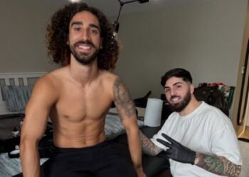 ¡Lo dijo y lo hizo! Cucurella rompe las redes con el tatuaje más viral del Mundial