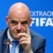 Terremoto en la FIFA: el hombre más cercano a Infantino le da la espalda