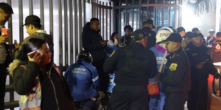 La victoria del Tri quedó marcada por el luto; autoridades investigan la tragedia