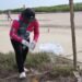 Playas más limpias; Celestún retira más de 2.5 toneladas de residuos