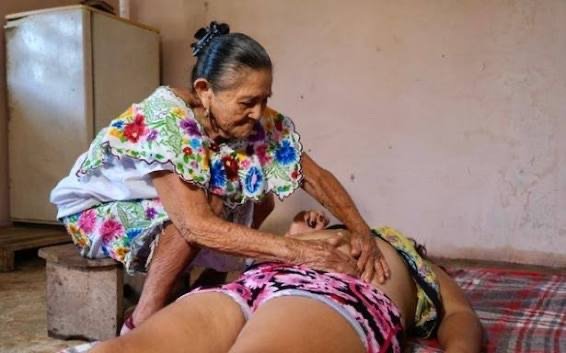 ¿El secreto está en la tradición? Parteras mayas reportan cero muertes maternas desde 2020