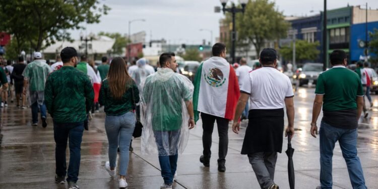 Domingo de futbol… y de paraguas: así estará el clima para el México vs Inglaterra