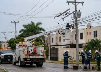 ¿Más de 10 horas sin luz? Crece la desesperación en el norte de Mérida