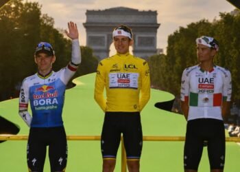 ¡Orgullo mexicano! Isaac del Toro conquista el podio del Tour de Francia