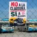 Suspenden la Ruta 322 en Nuevo León; usuarios bloquean calles para exigir su regreso