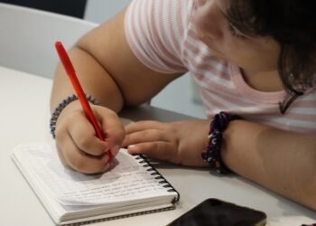 ¿Dejaste la preparatoria? Esta oportunidad podría ser para ti