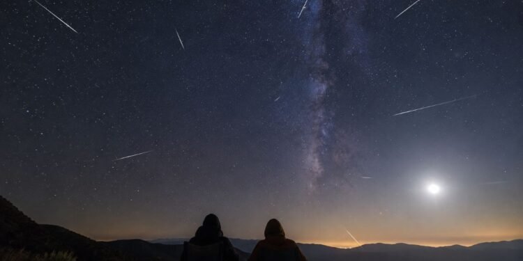 La lluvia de meteoros de julio llega esta noche; estos son los mejores consejos de la NASA para verla