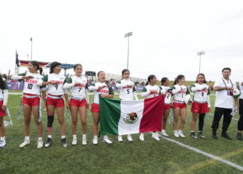 ¡Imparables! México levanta el trofeo del NFL Flag Championship