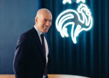 El rey ha vuelto: Zidane inicia una nueva era con la selección francesa