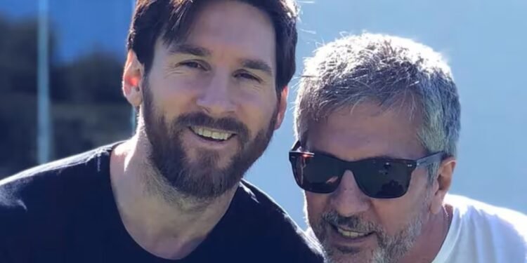 ¿Por qué no aguantaste un poquito más?: Messi conmueve con la despedida a su papá