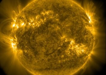 ¿Debes preocuparte? Cinco llamaradas solares encienden las alertas