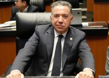 Bajo presión política, Enrique Inzunza pasa a las filas independientes