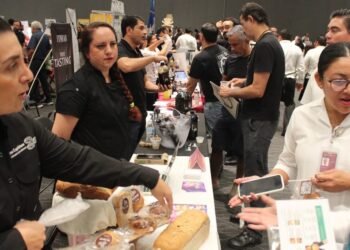 Impulsan a más de 16 mil emprendedores para avanzar hacia la formalidad
