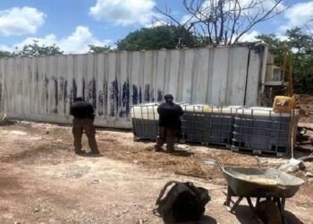 ¡Golpe al huachicol en Umán! Caen tres y aseguran bodega con diésel