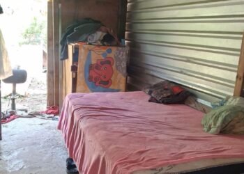 Ofrecen “traspaso” de una casa en terreno invadido al sur de Mérida