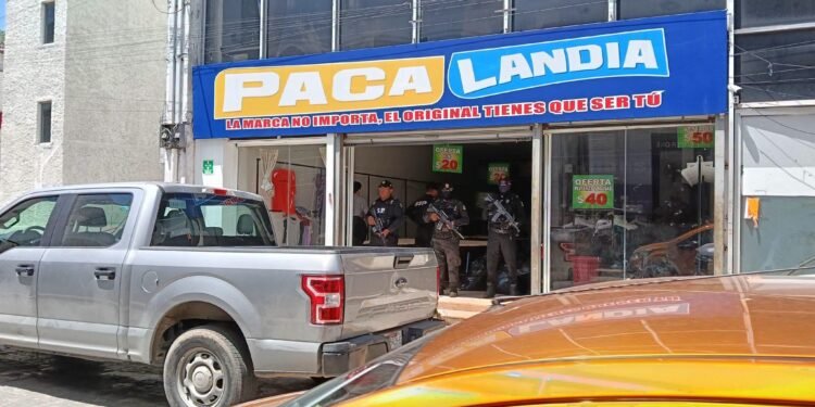 Cierre de PacaLandia: industria del vestido pide vigilar la venta de ropa de paca