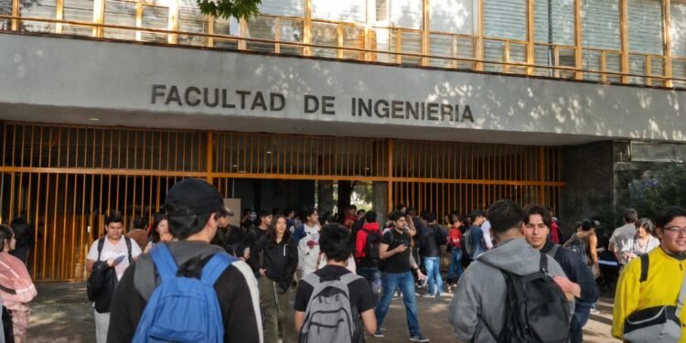 ¿No quedaste en la UNAM? Abren segunda oportunidad con más de 2 mil lugares; así puedes registrarte