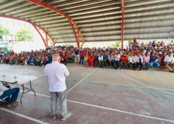 Atención al campo: Rafael Marín se reúne con productores de Caoba en Quintana Roo