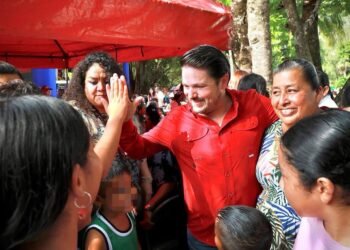 Morena mueve sus piezas en Playa del Carmen; Farid Rentería gana presencia rumbo a 2027