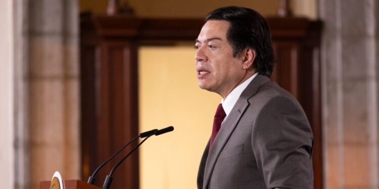 ¡O CAMBIAN O CIERRAN! SEP pone fin a las escuelas militarizadas en México