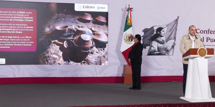 Chiapas guarda otro secreto: descubren cueva ceremonial de hace más de mil años