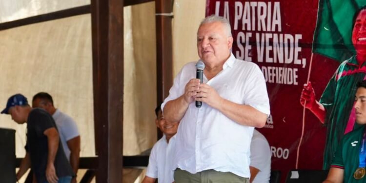 ¿Qué piden quienes viven del mar? Así fue el encuentro con Rafa Marín en Puerto Juárez
