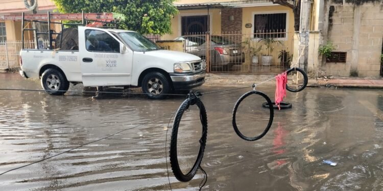 ¿Sin luz y sin respuesta? Vecinos de Mérida salen a las calles y bloquean vialidades