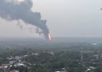 Explosión sacude Jáltipan: tres muertos y un herido tras incendio en planta de sal