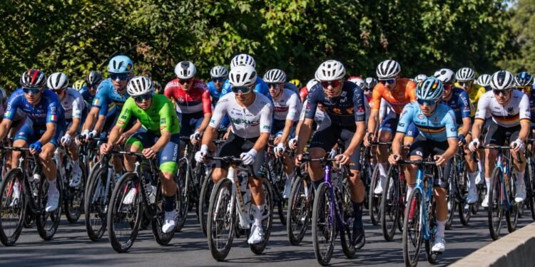 ¡México pisa fuerte en Montreal! Jóvenes ciclistas se meten entre los mejores del Mundial