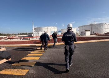 ¿Era huachicol? Surgen dudas sobre los 59 millones de litros asegurados en Guanajuato