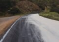 Volcadura derrama 12 mil litros de ácido sulfúrico en Sonora