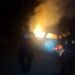 Conductor escapa ileso tras incendiarse su automóvil en la Mérida-Chetumal