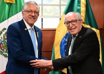 México y Brasil preparan nueva estrategia de salud con medicamentos, tecnología e IA