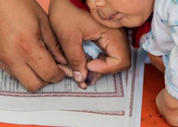 Once mil menores siguen fuera del registro: ¿qué implica crecer sin acta de nacimiento?