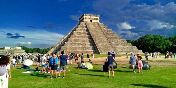El Sol y Kukulkán se encontraron: así se vivió el equinoccio en Chichén Itzá